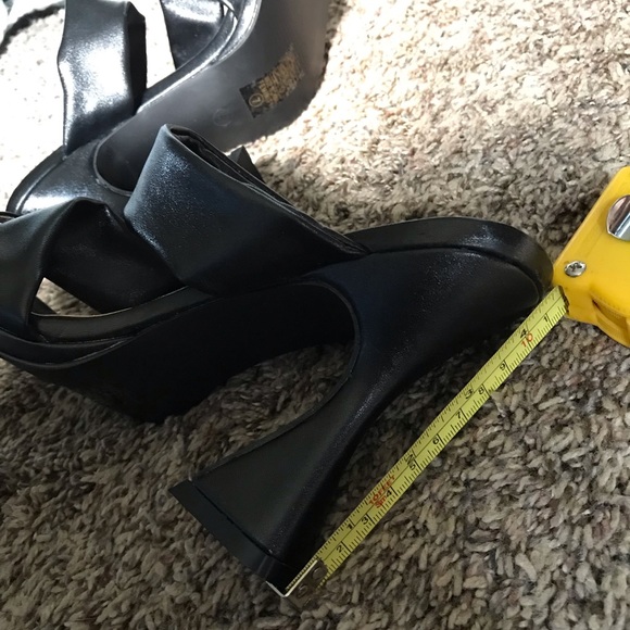 NWOT Black slip on fancy heel sandals - Picture 7 of 10